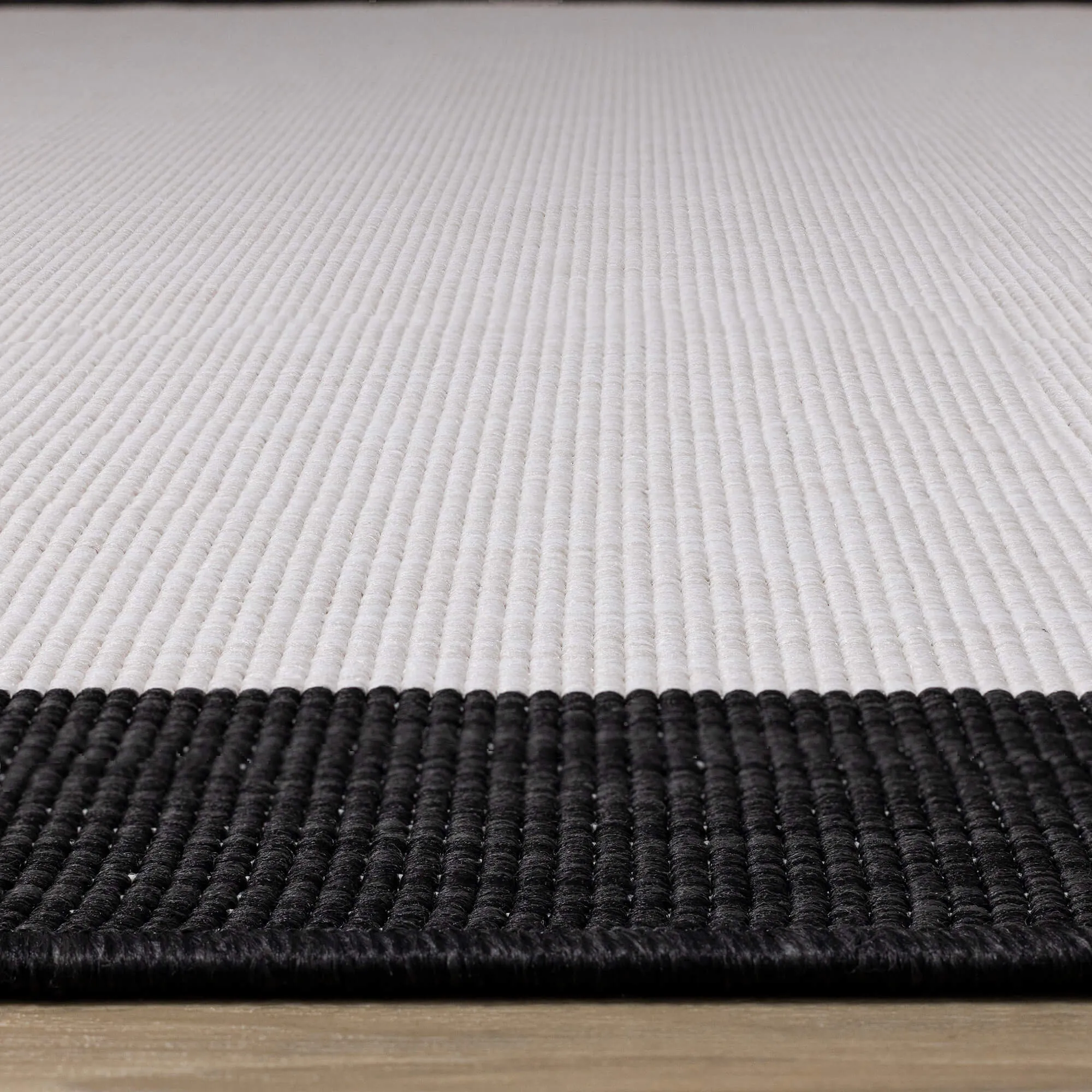 Bristol Black Reversible Indoor / Outdoor Rug