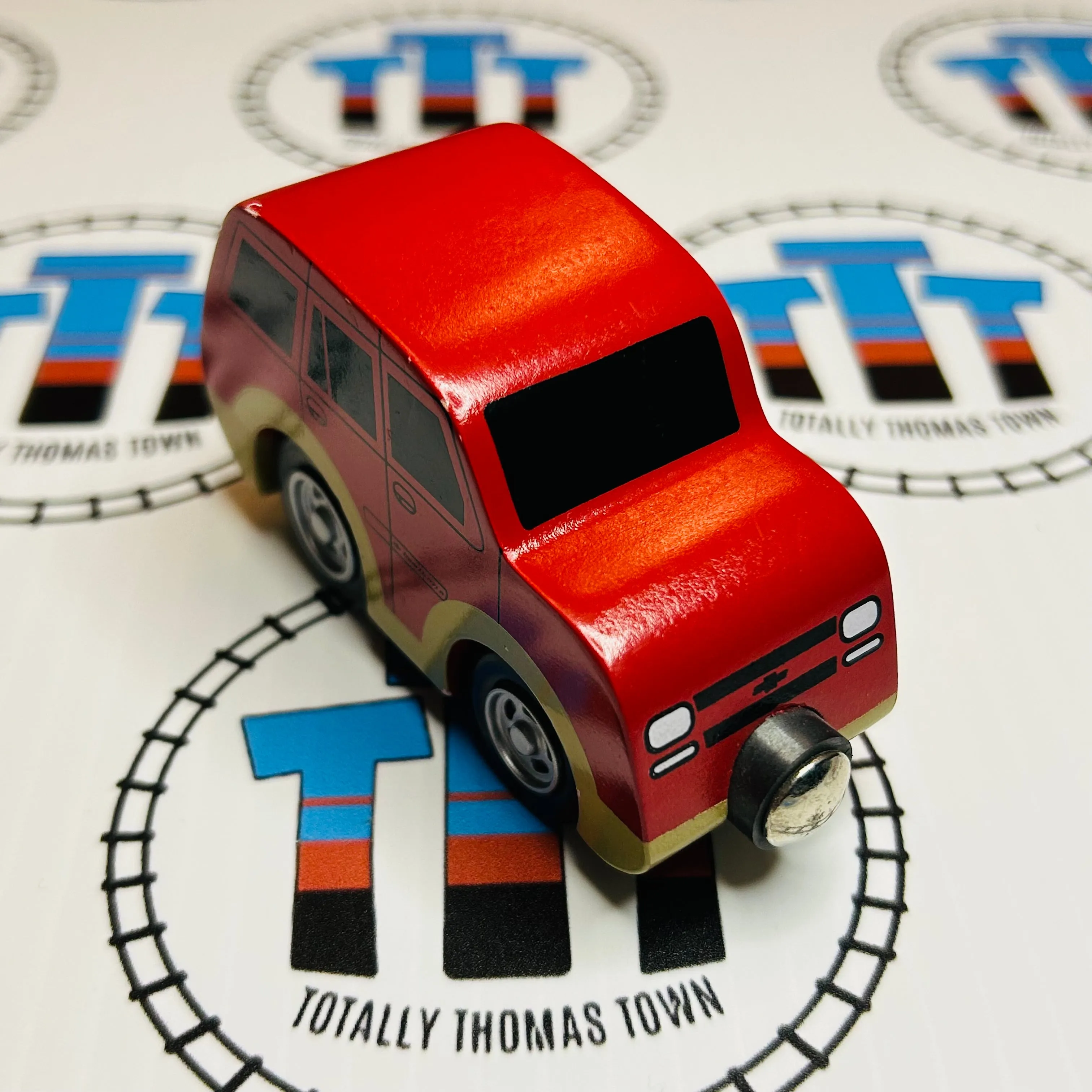 ERTL Hometown Red 2003 Chevy Trailblazer SUV Wooden - Used