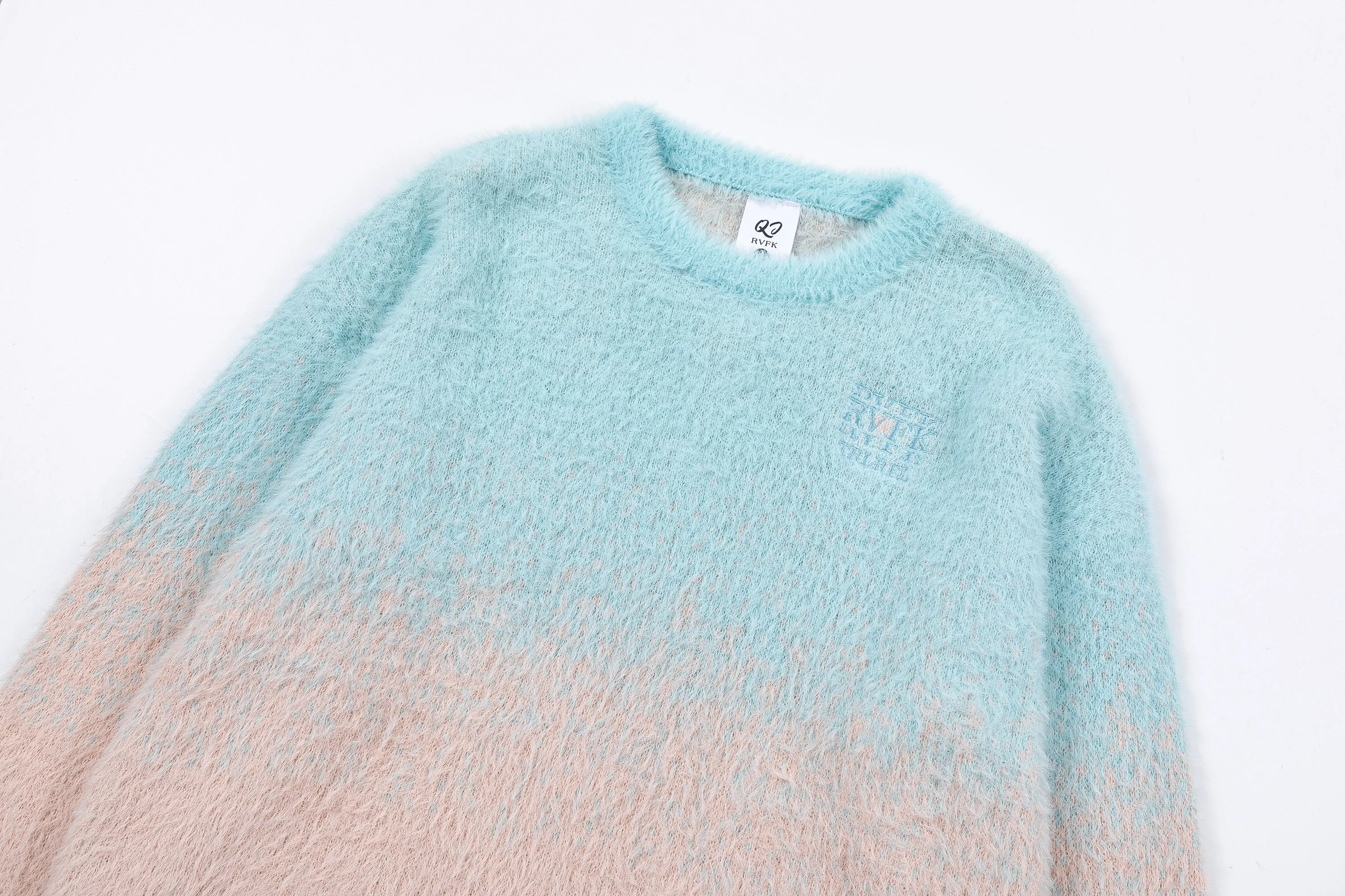 Faire Echo big layered gradient sweater