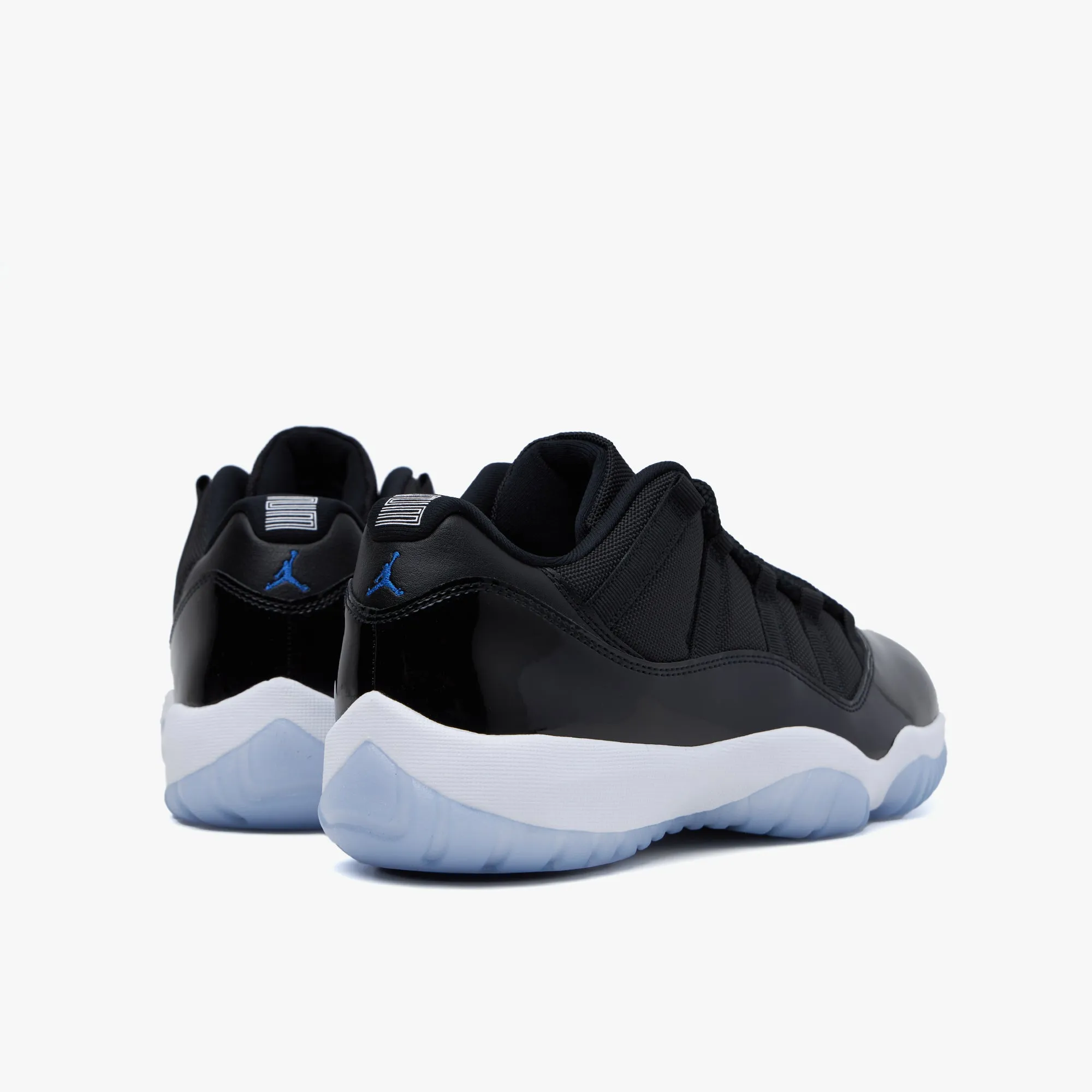 Jordan 11 Retro Low Black / Varsity Royal - White