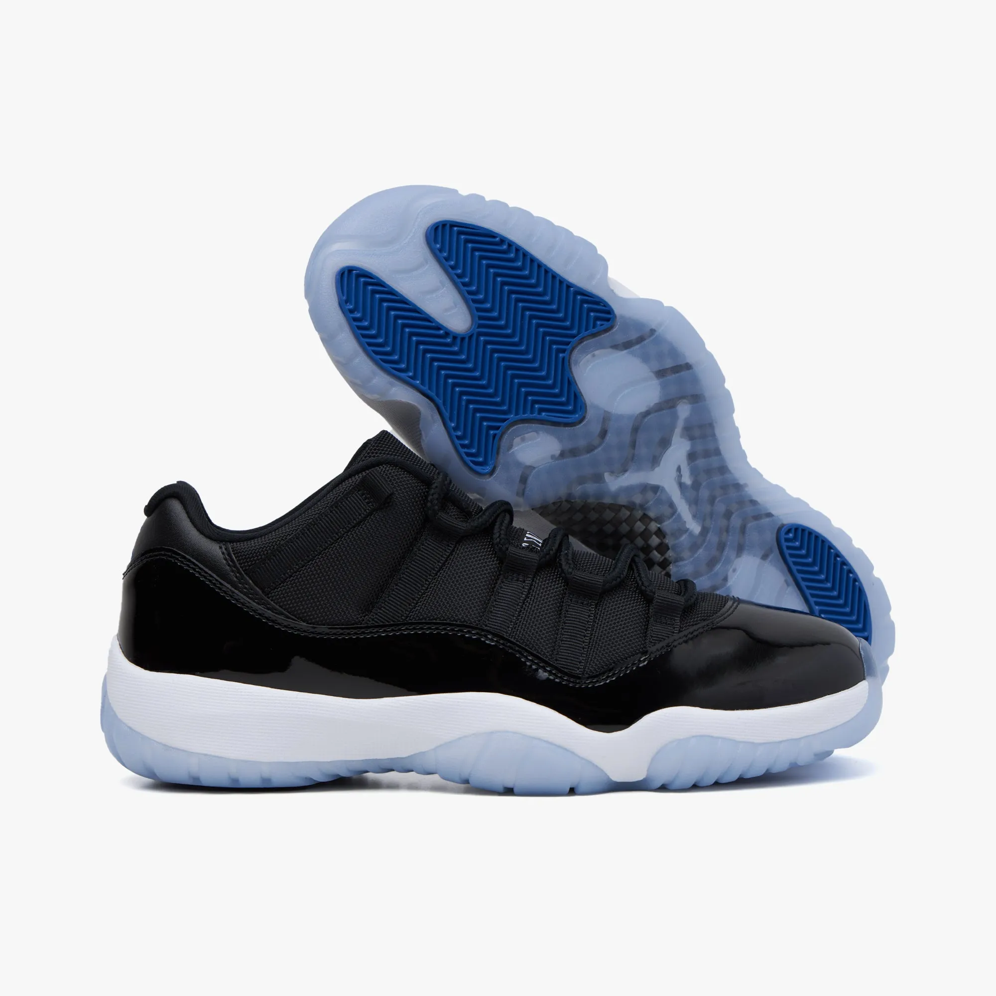 Jordan 11 Retro Low Black / Varsity Royal - White