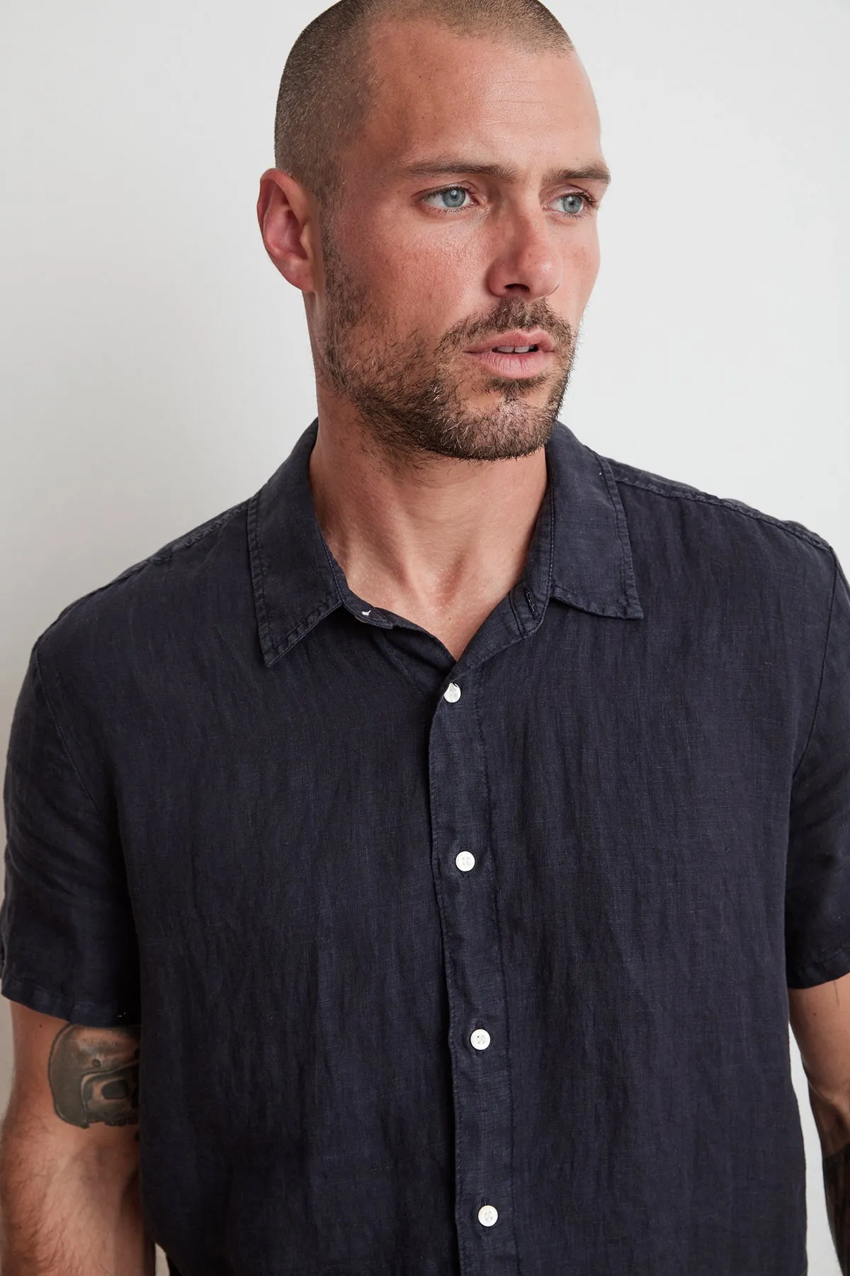 MACKIE LINEN BUTTON-UP SHIRT